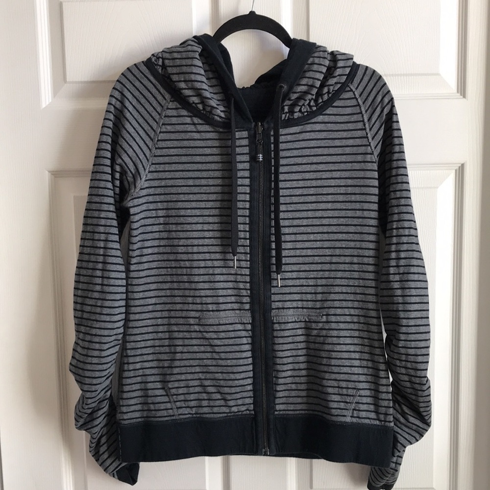 Lululemon Reversible Zip Up Hooded Jacket / Gray & Black Stripe / SZ M